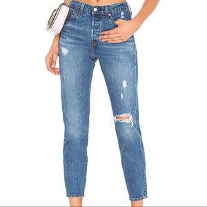 Levi’s premium wedgie icon jeans